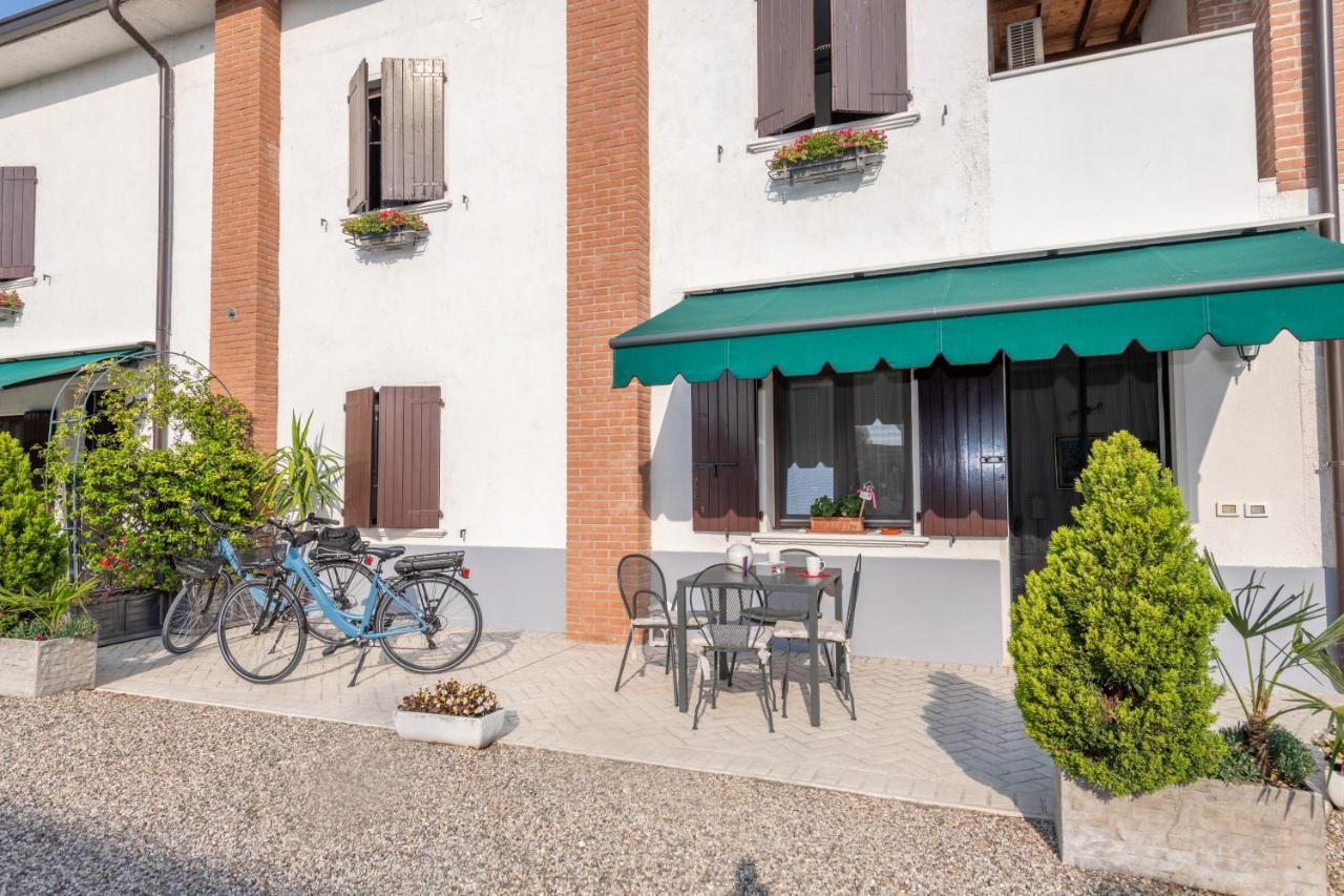Vila Casacobelli Monzambano Exteriér fotografie
